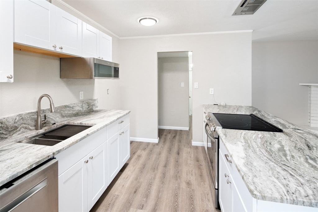 809 Sunny Slope Drive - Photo 2