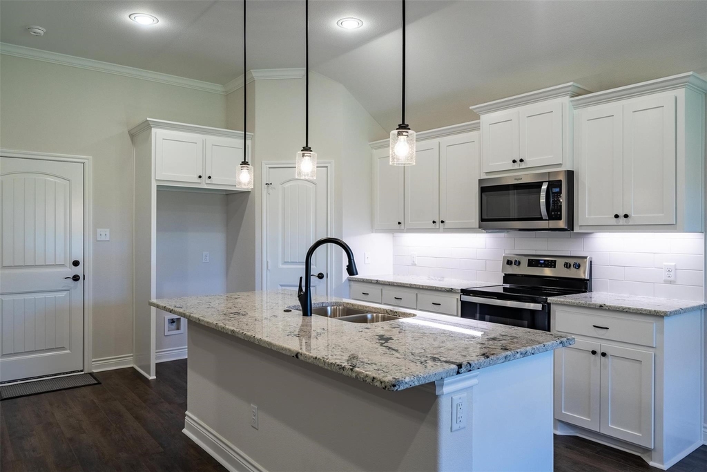 908 Tippit Lane - Photo 20