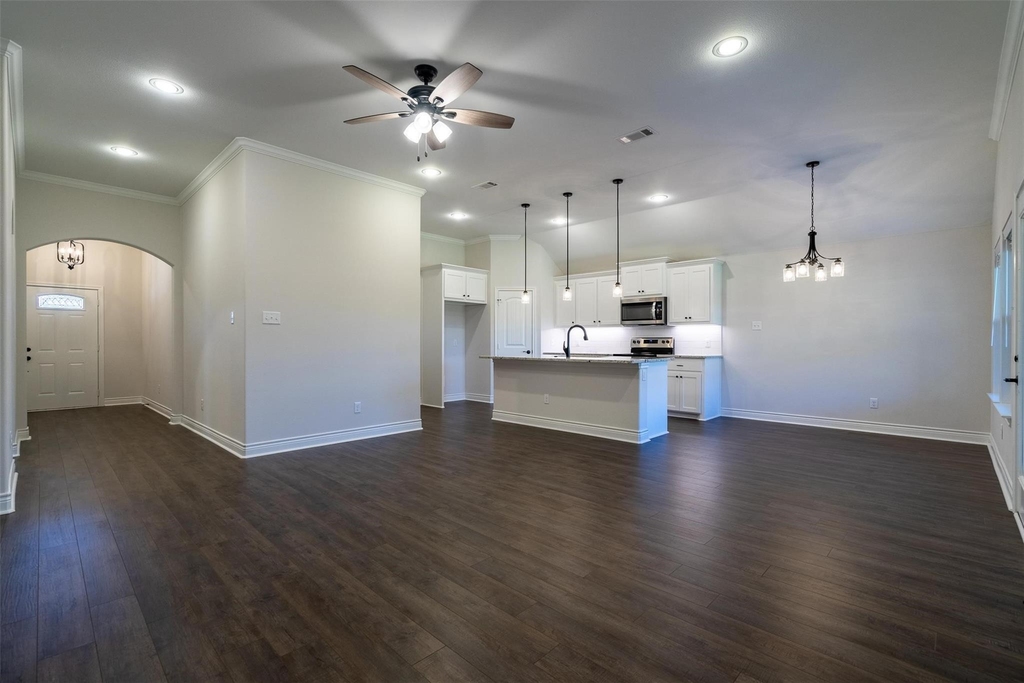 908 Tippit Lane - Photo 7