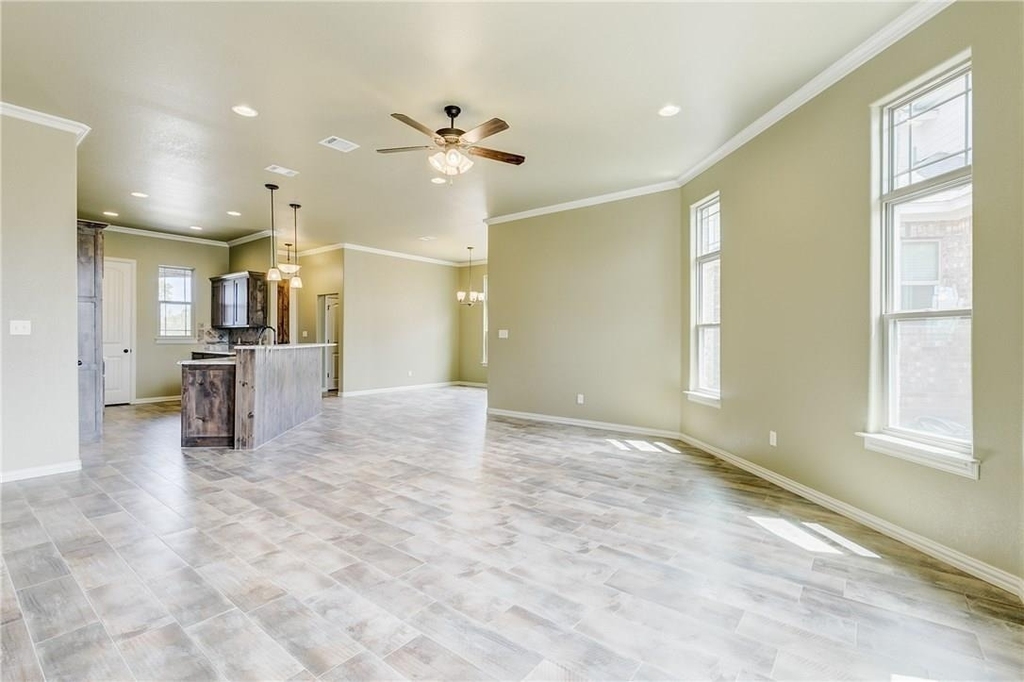 1318 Lauren Lane - Photo 10