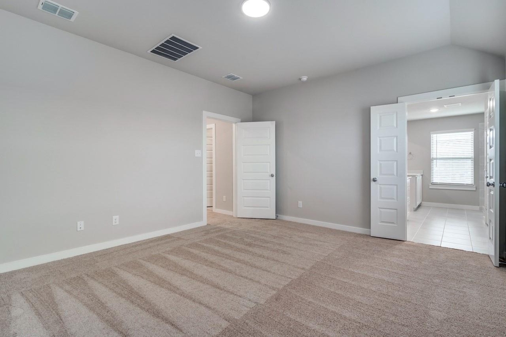 2717 Green River Road - Photo 4