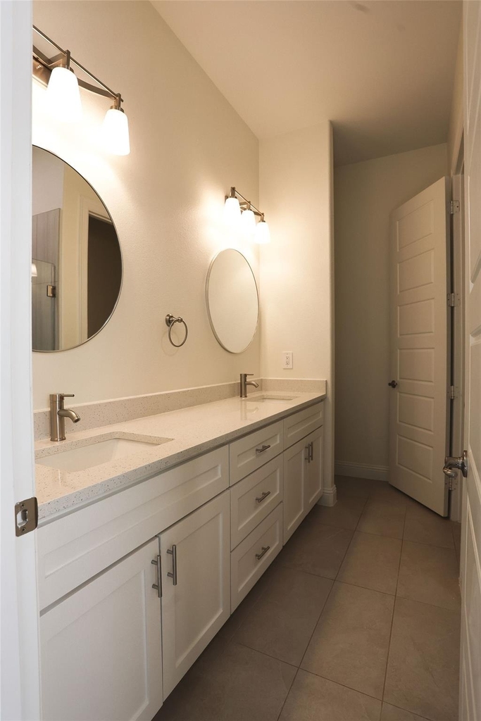 917 E Tucker Street - Photo 10