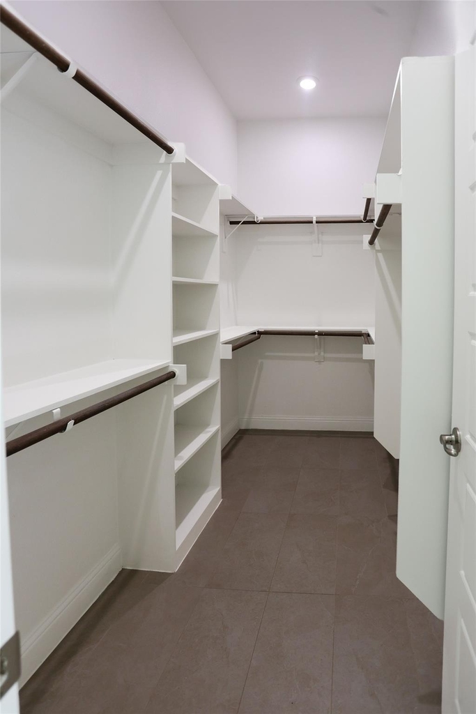 917 E Tucker Street - Photo 14