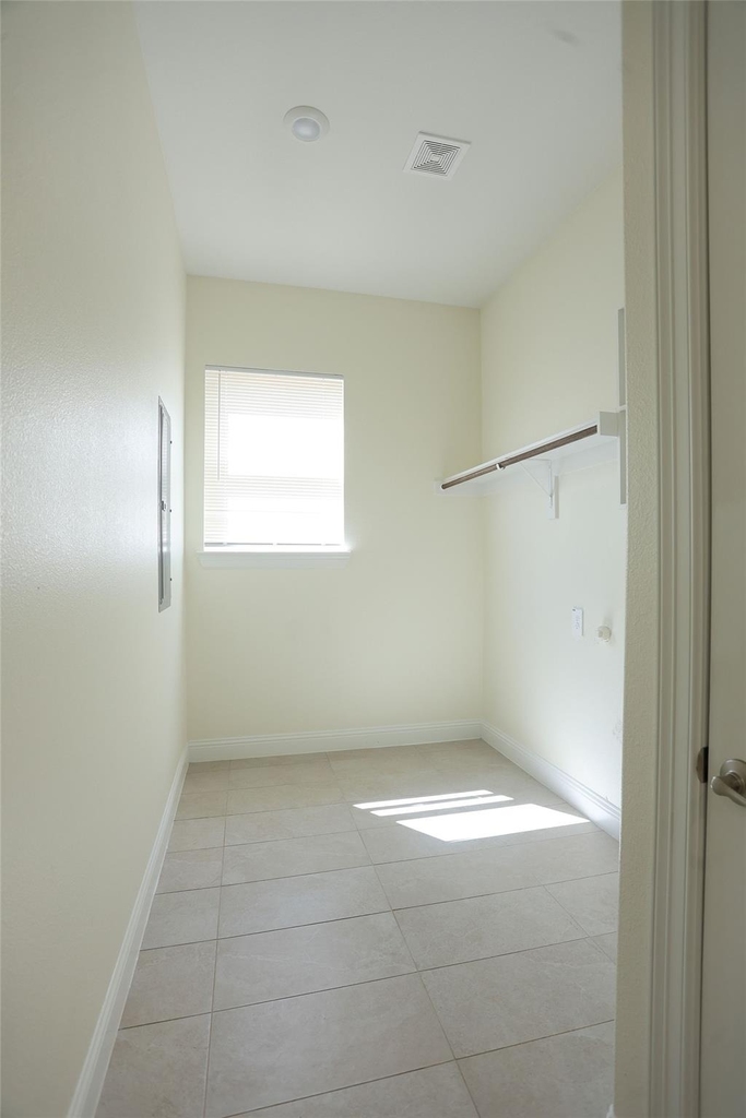 917 E Tucker Street - Photo 8