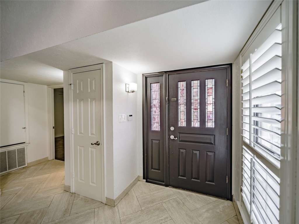 3112 San Jacinto Street - Photo 2
