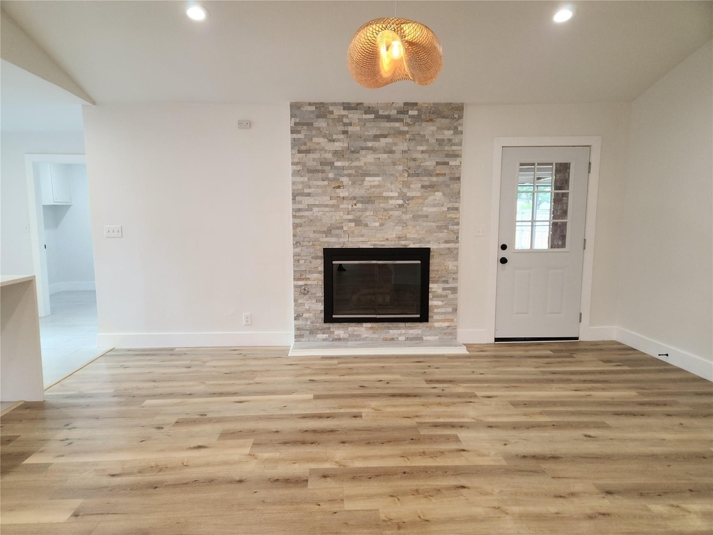 2705 Chadwick Drive - Photo 3