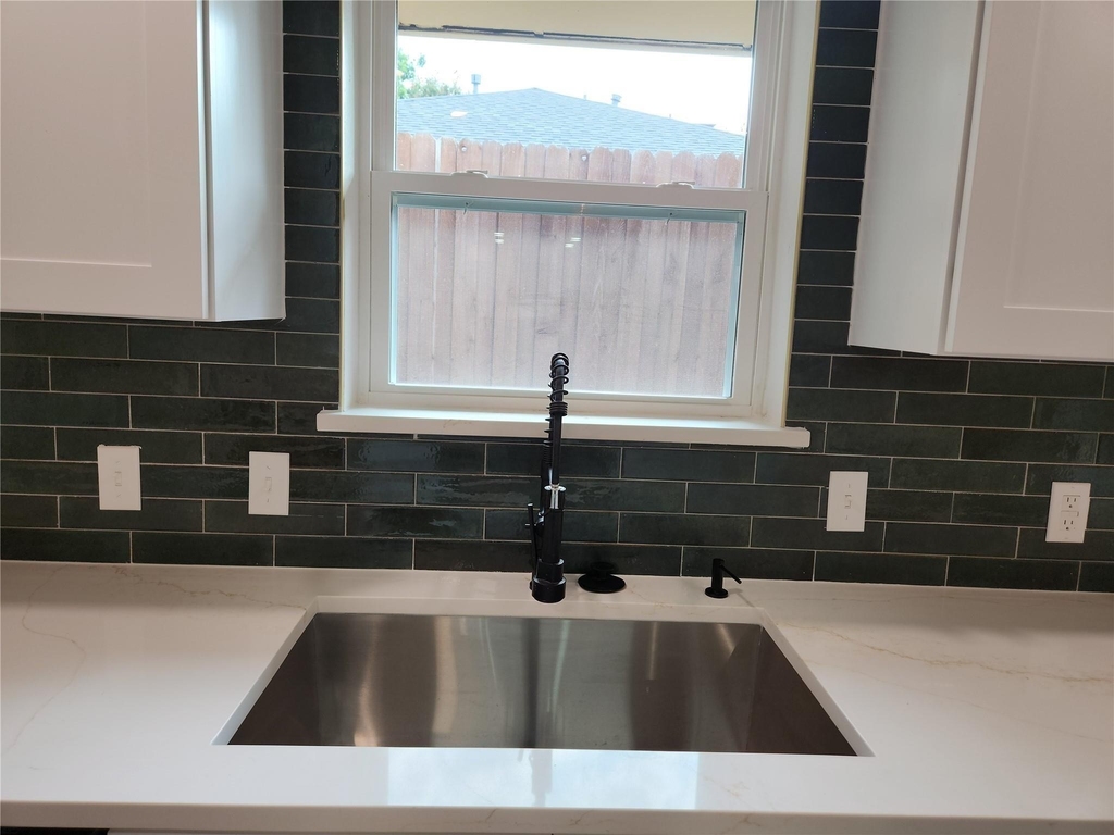 2705 Chadwick Drive - Photo 12