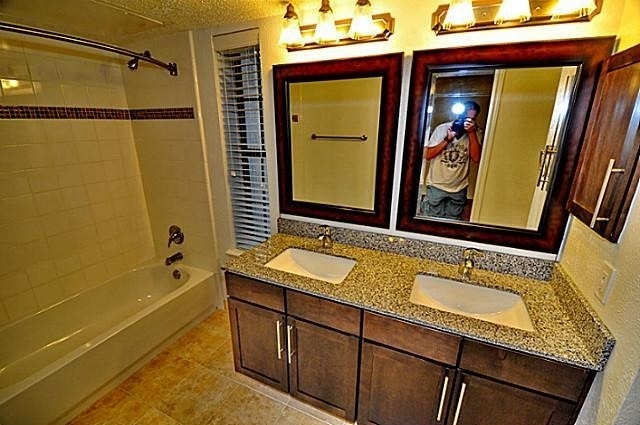 6910 Skillman Street - Photo 4