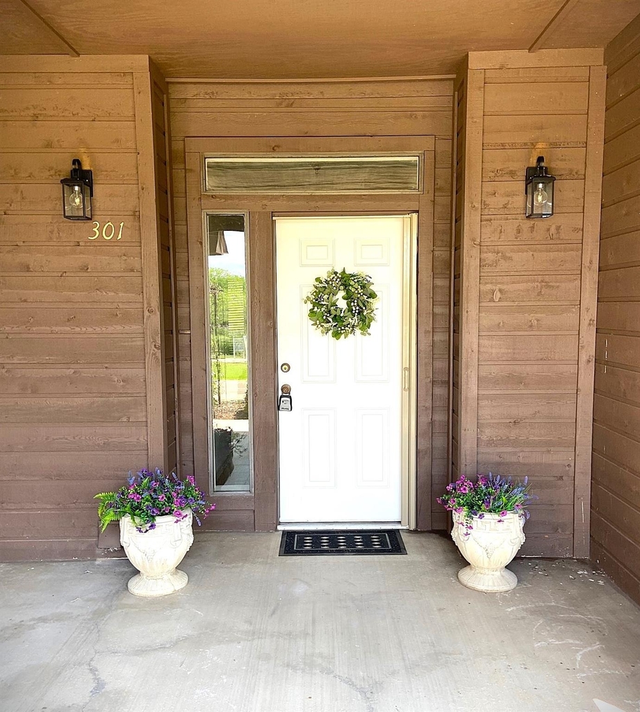 27101 Meadowmore Court - Photo 2