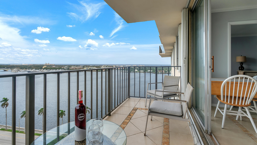 1801 S Flagler Drive - Photo 1
