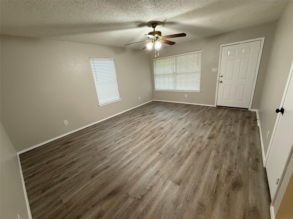 516 Highpoint Drive - Photo 1