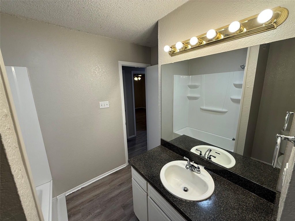 516 Highpoint Drive - Photo 7