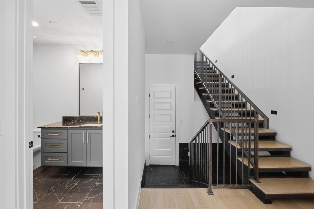 400 Vista Buena Trail - Photo 12