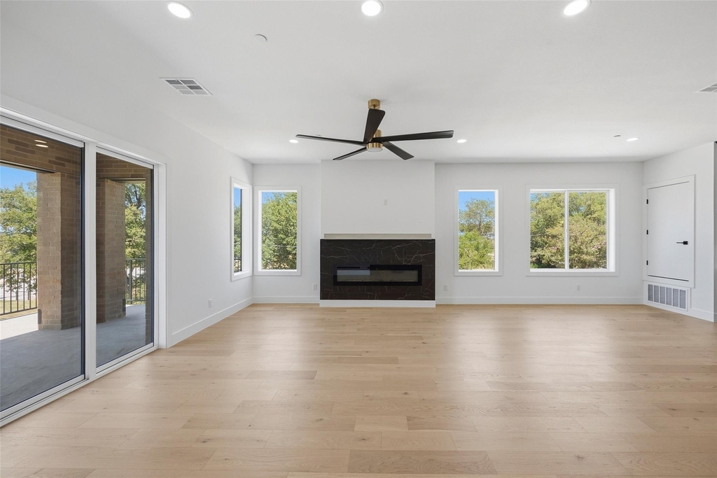400 Vista Buena Trail - Photo 18