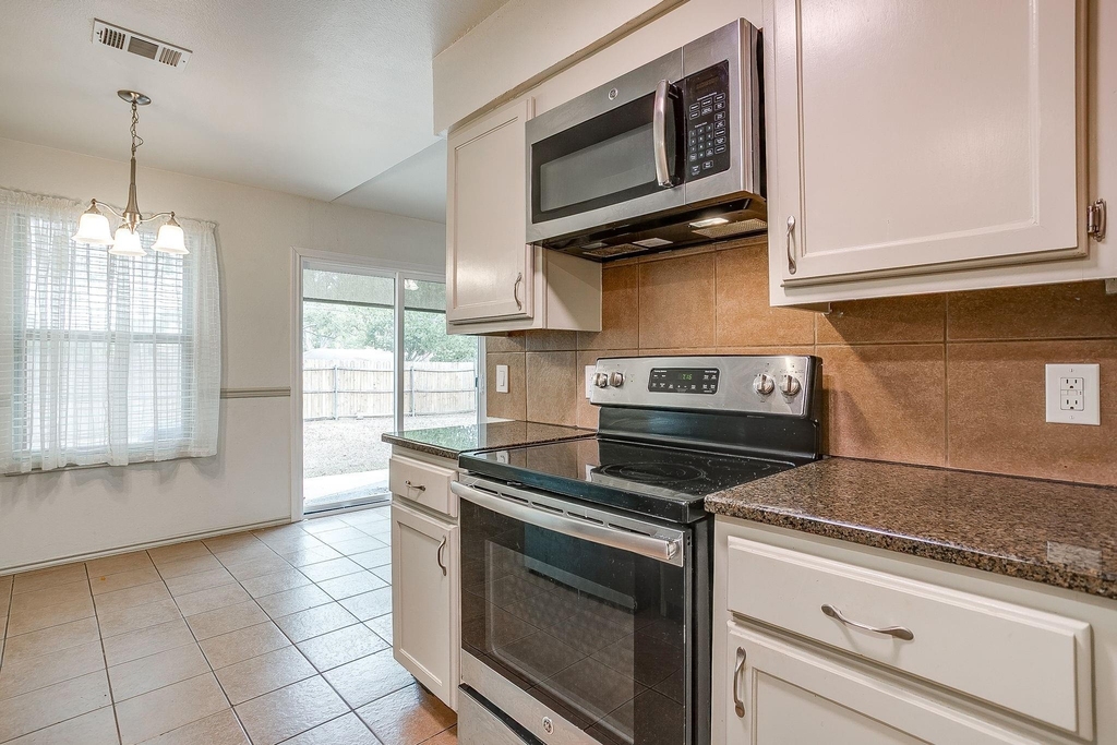 2610 N Casa Blanca Court - Photo 15