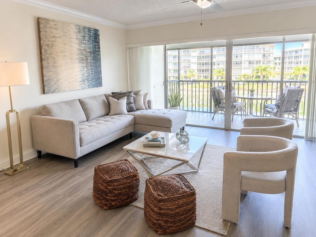 1537 E Hillsboro Boulevard - Photo 32