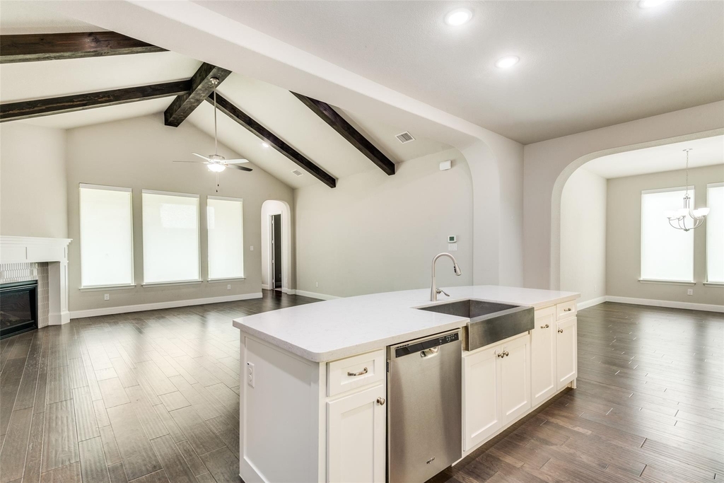 708 Dusty Trail - Photo 6