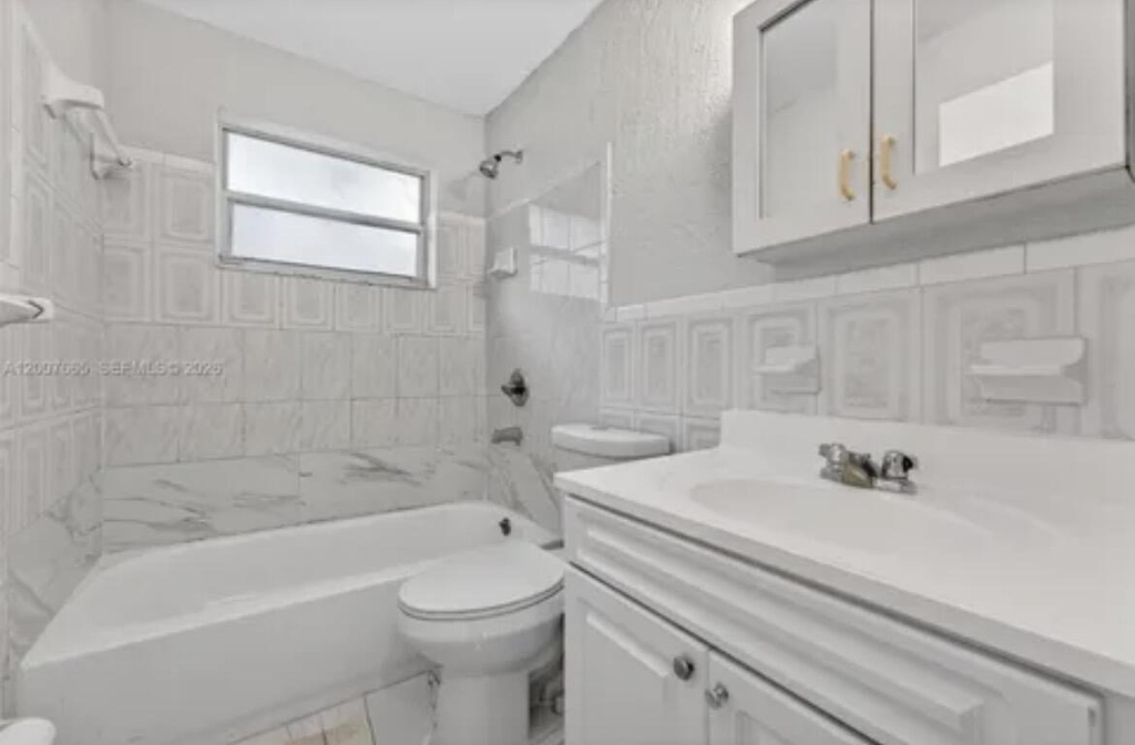 11120 Nw 6th Avenue - Photo 7