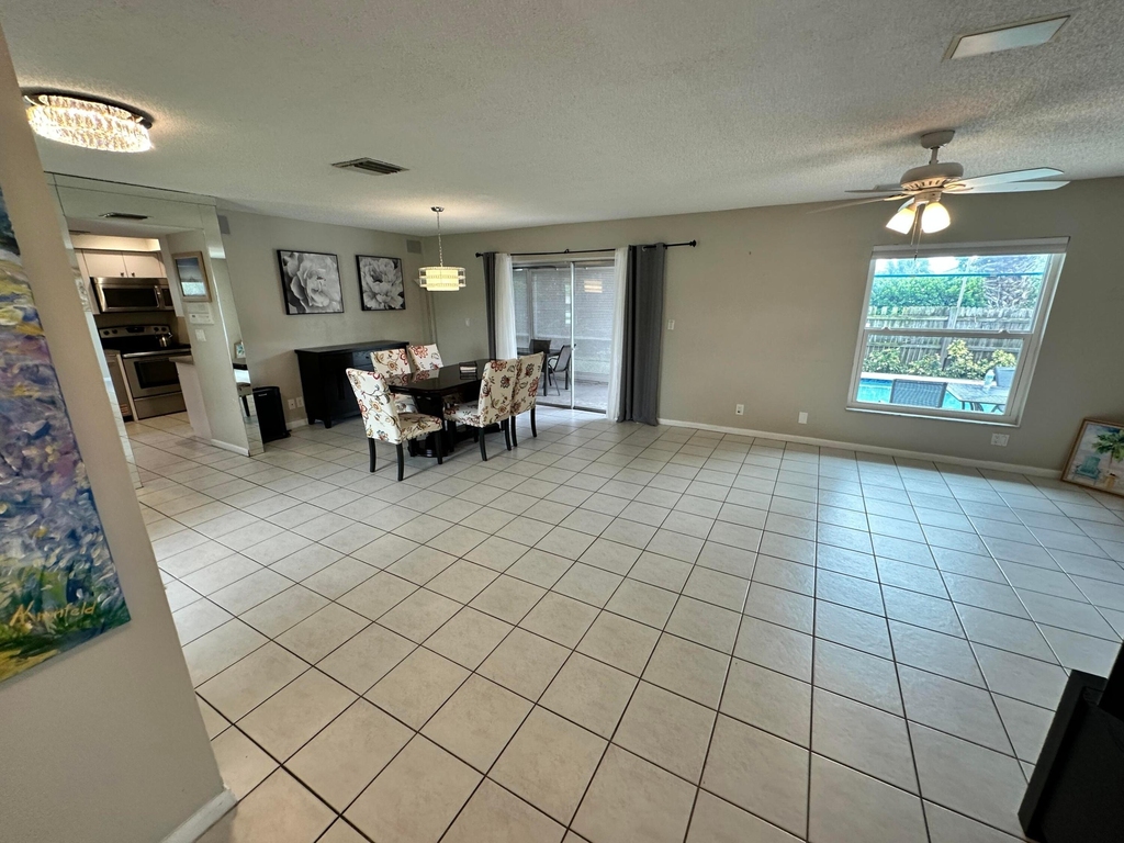 6528 Country Wood Way - Photo 22