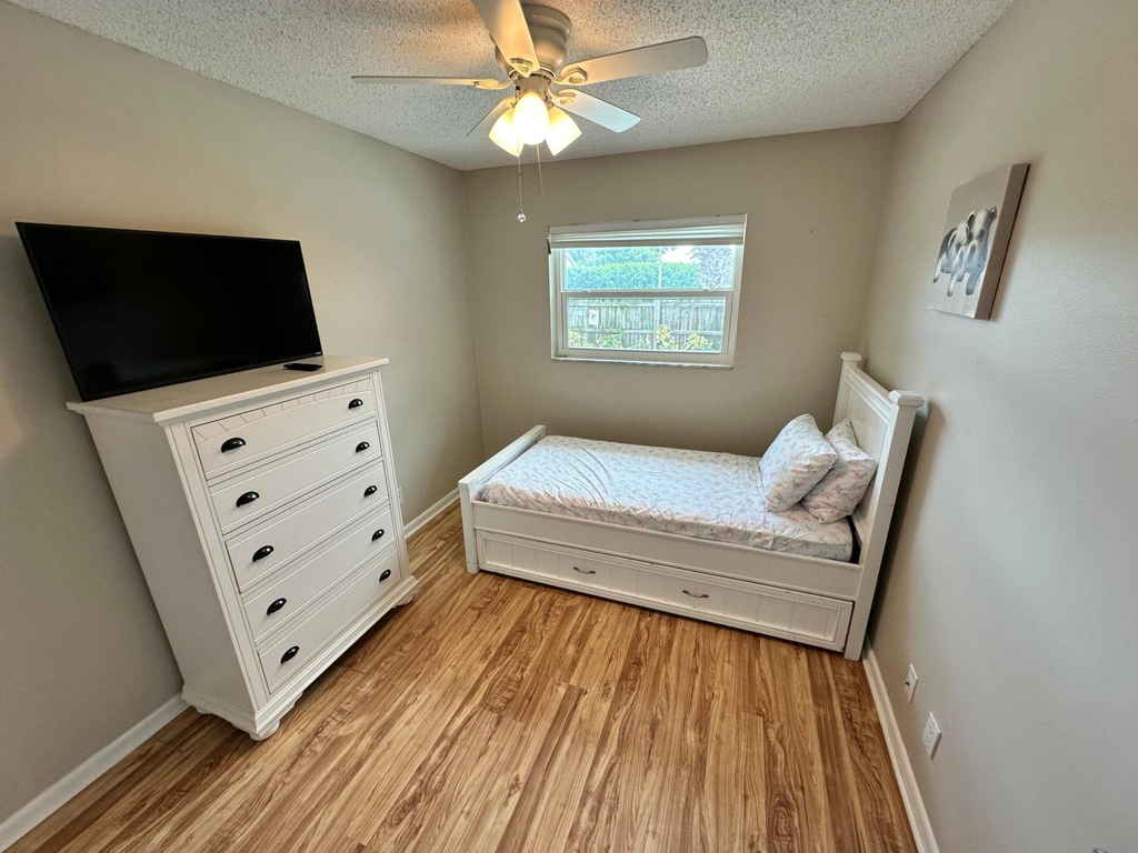 6528 Country Wood Way - Photo 51