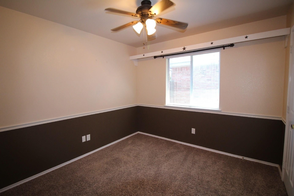 3509 Sherbrooke Place - Photo 7