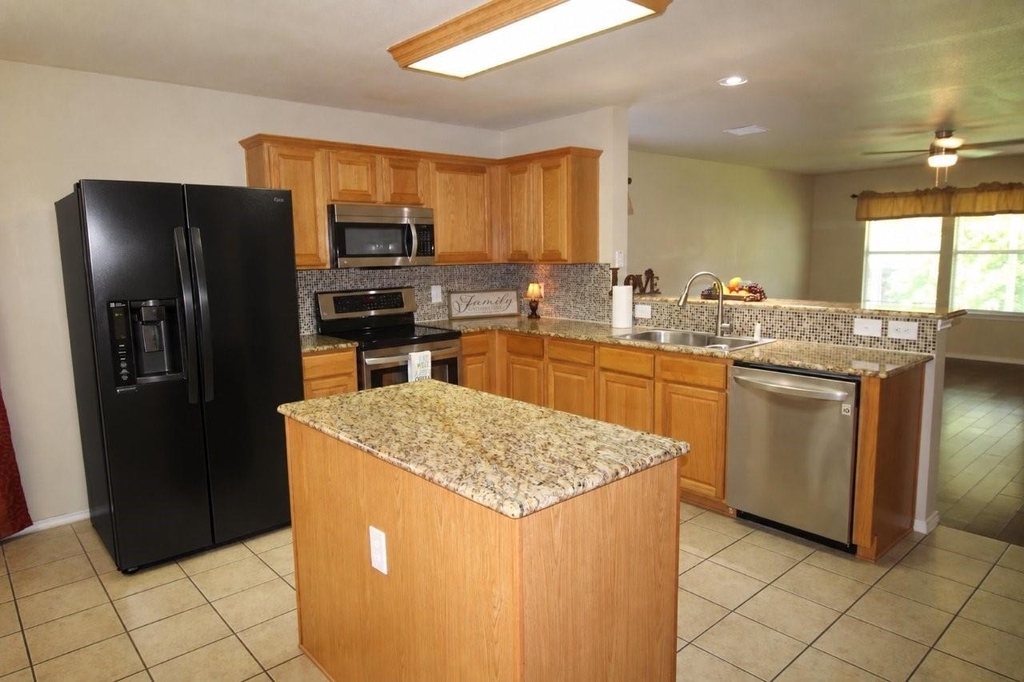 3509 Sherbrooke Place - Photo 15
