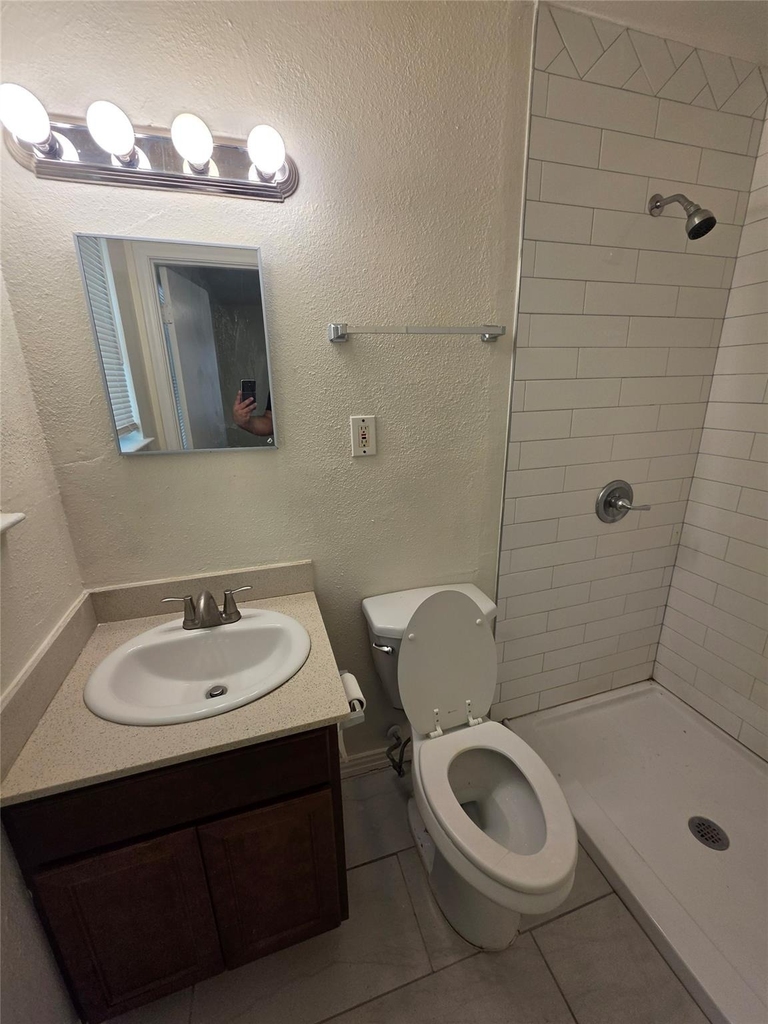 9421 Bluffcreek Drive - Photo 8