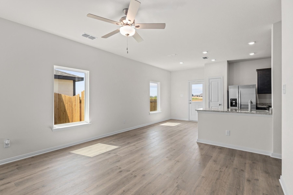 8325 White Wolf Trail - Photo 2