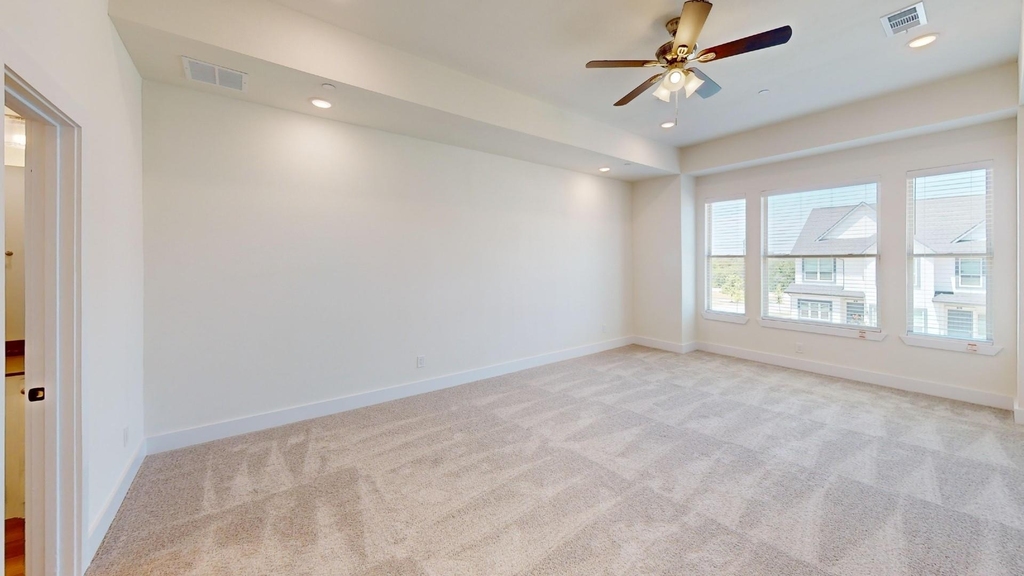 333 Buck Ridge Drive - Photo 11