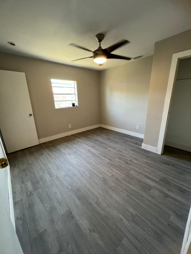 1699 Nw 7th Terrace - Photo 38
