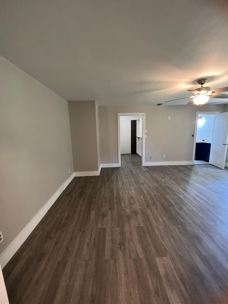 1699 Nw 7th Terrace - Photo 17
