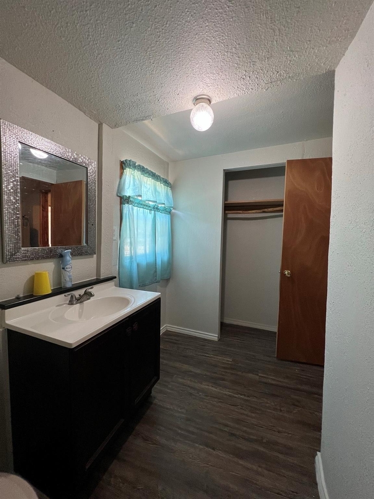 440 Humphrey Street - Photo 11