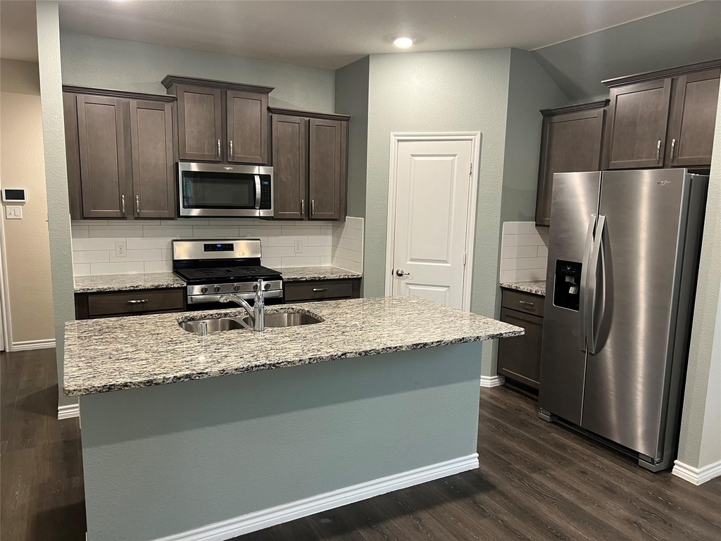 1007 Branding Iron Lane - Photo 1