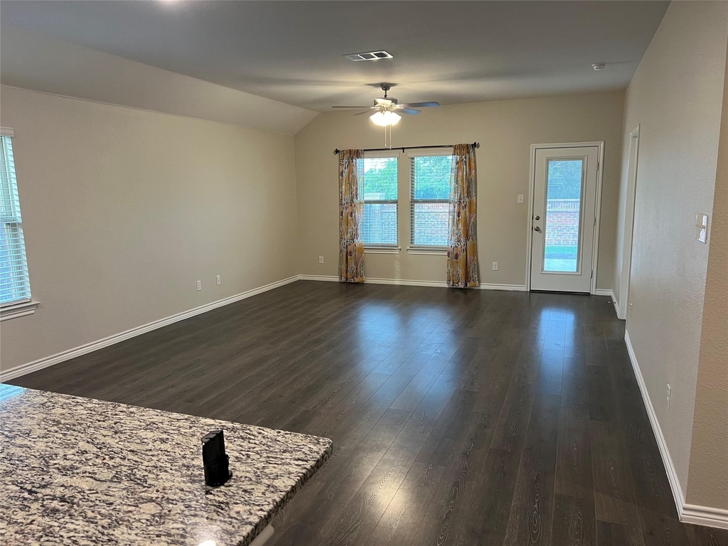 1007 Branding Iron Lane - Photo 3