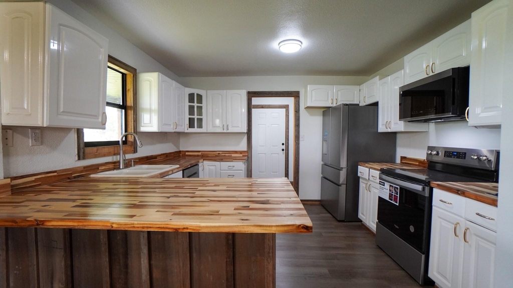 6700 Colquitt Road - Photo 9