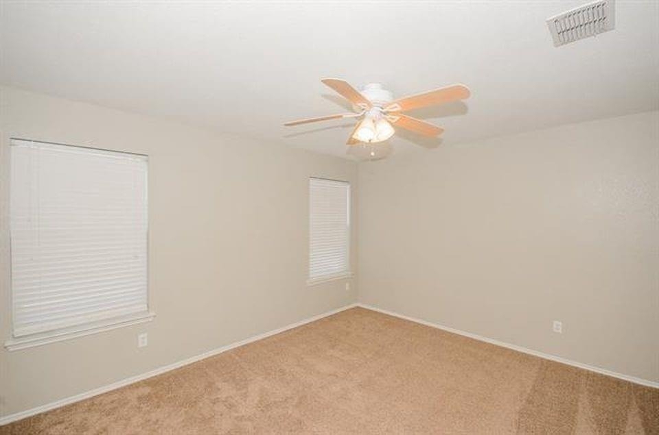 2152 Royal Acres Trail - Photo 24