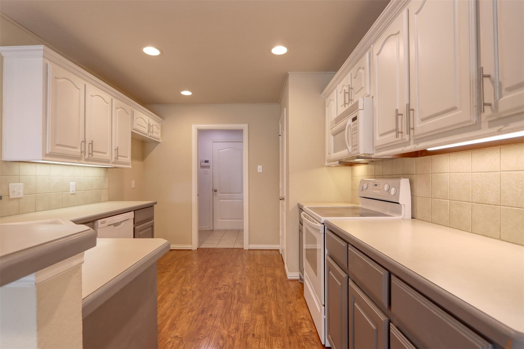 6218 Cynthia Drive - Photo 17