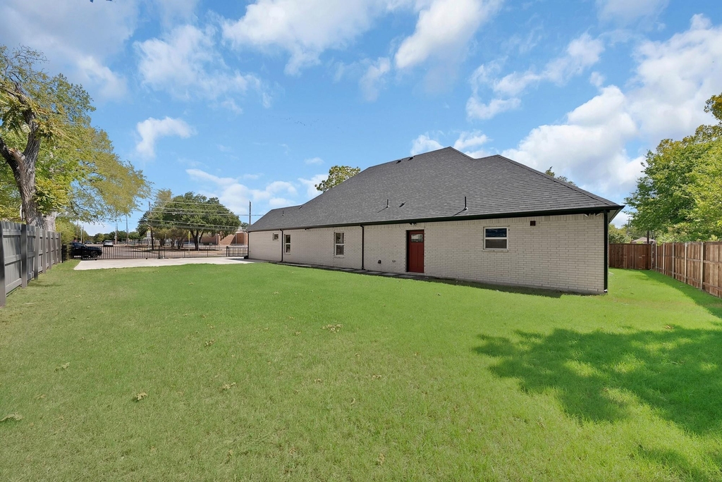 659 Holcomb Road - Photo 36