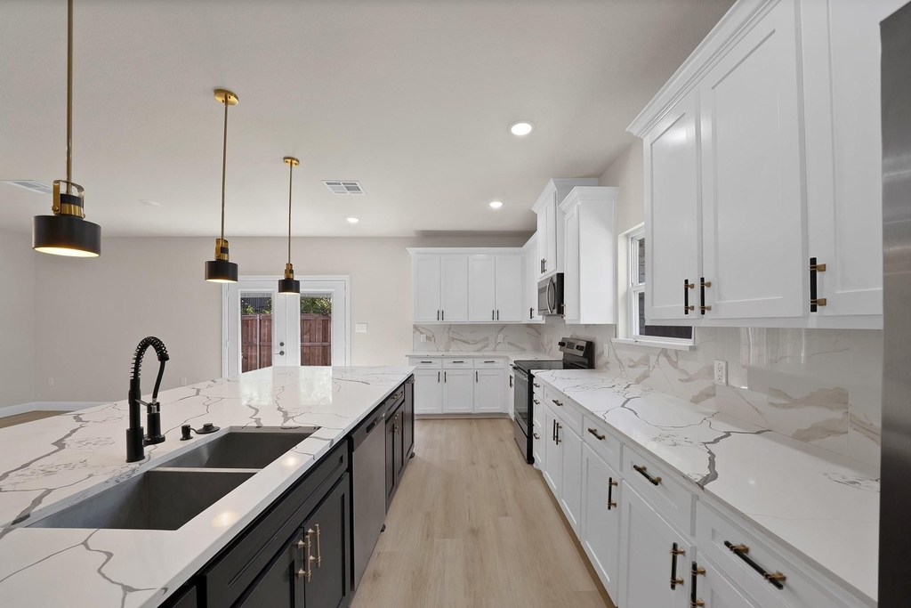 659 Holcomb Road - Photo 11