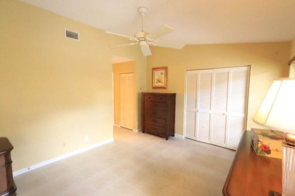 8184 Se Villa Way - Photo 7