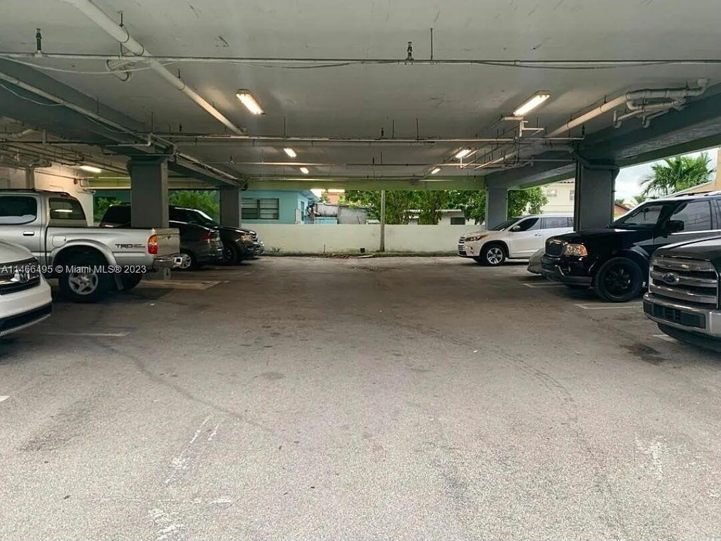 2210 Nw 34th Street - Photo 4