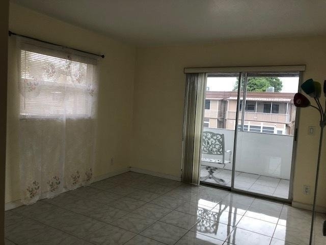 368 Brittany Avenue - Photo 3