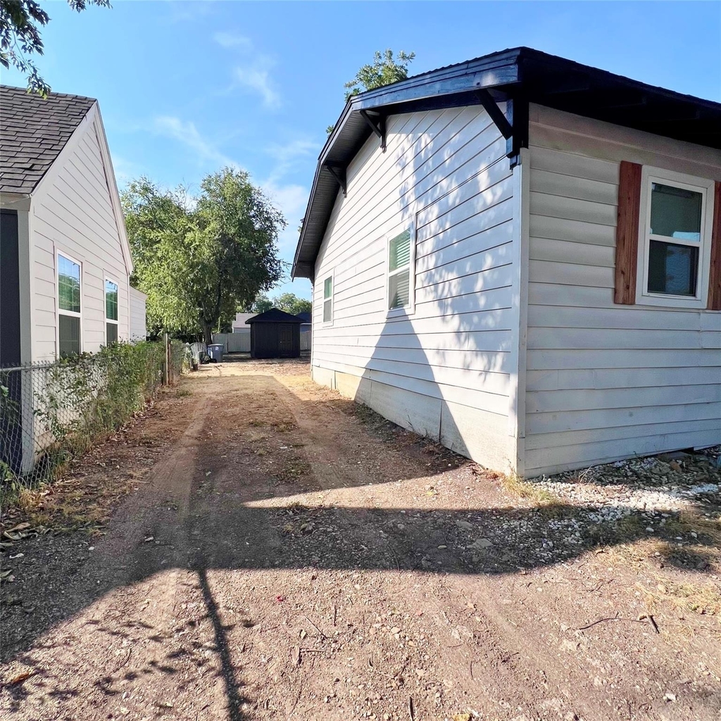 1542 E Ohio Avenue - Photo 22