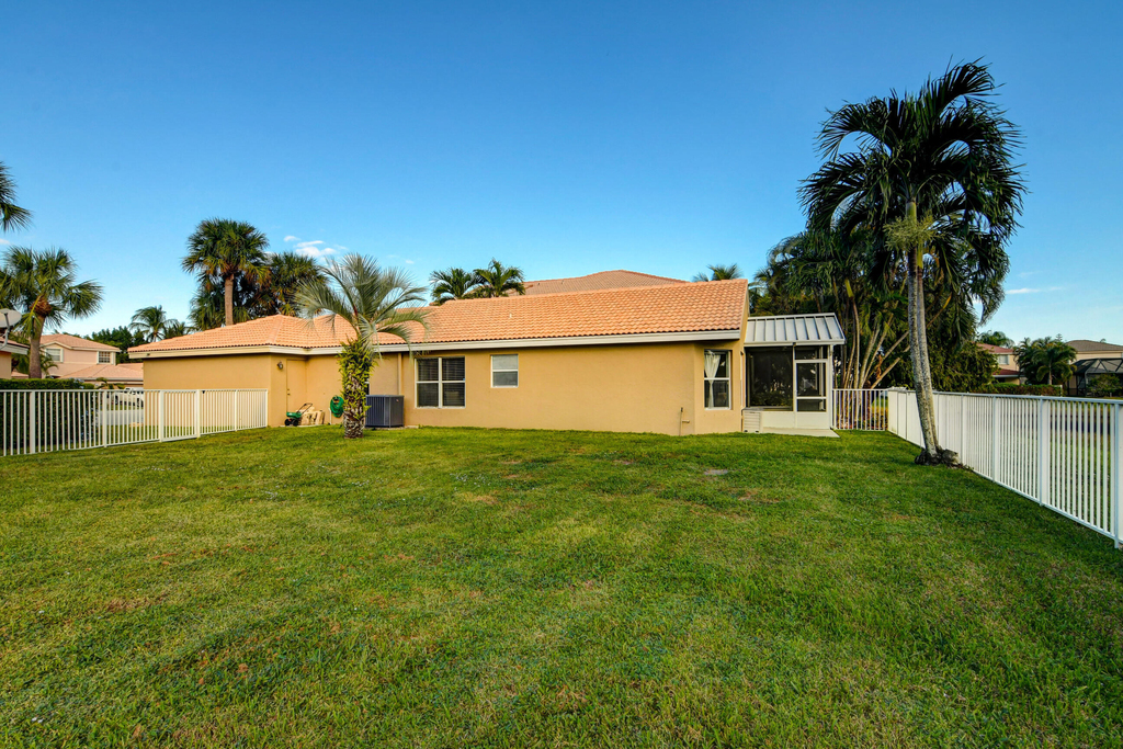 3574 Danbury Court - Photo 32