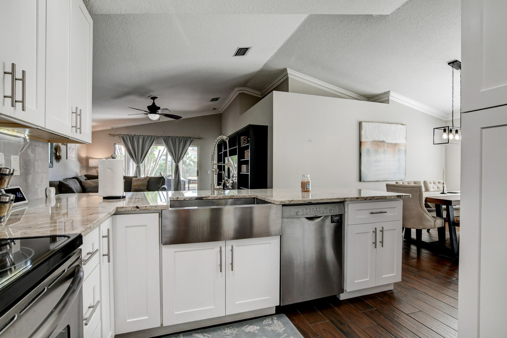 3574 Danbury Court - Photo 17