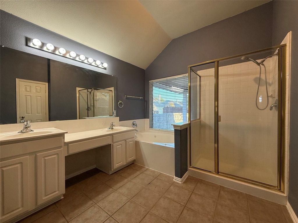 8014 Wilmington Drive - Photo 7
