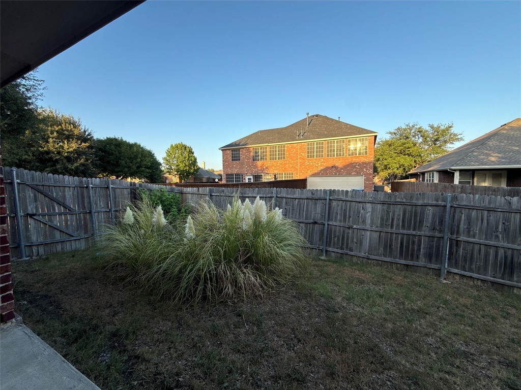 8014 Wilmington Drive - Photo 30