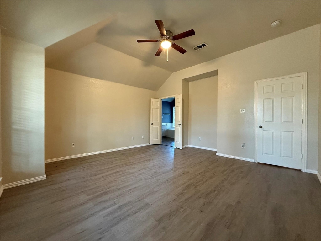 8014 Wilmington Drive - Photo 6