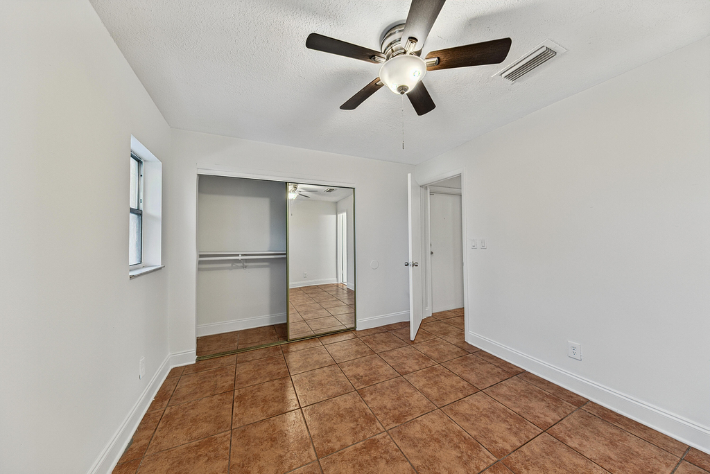 825 Sw 10th Street - Photo 22