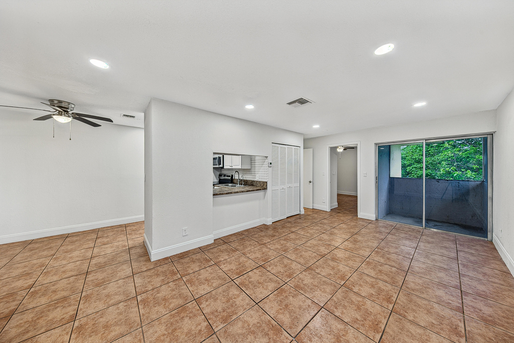 825 Sw 10th Street - Photo 6